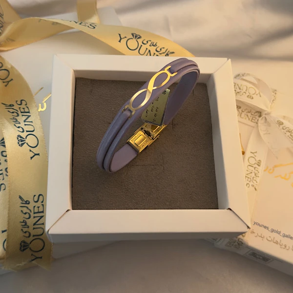 تصویر دوم دستبند طلا زنانه چرم بینهایت L115